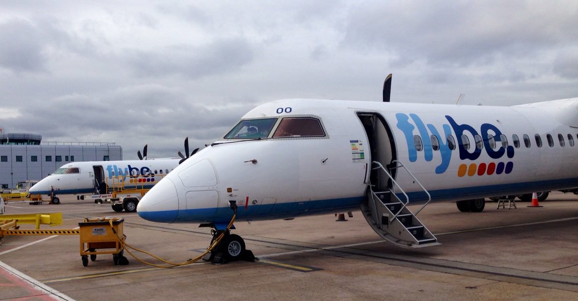 alanhinkes's tweet photo. Landed 😊 @flybe @BELFASTCITY_AIR talk @CotswoldOutdoor Belfast tonight 630pm😊 https://t.co/sz8q5jl9jX