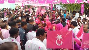 AddhuRasheed's tweet photo. Raees Yameen ge YES campaign maithin dhivehi rayyithun dhuvahakuves handhaaneh nunetheyne.
#IStandWithPrezYameen https://t.co/ers8oq1yqT