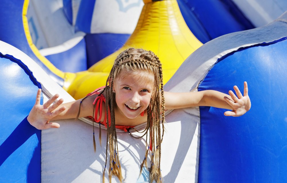 Extremely_Fun's tweet image. Entertain the #kiddos with a #waterslide rental! Safety service &amp;amp; fun are our top priorities waterslideandbouncehouserentals.com/2015/10/inflat…