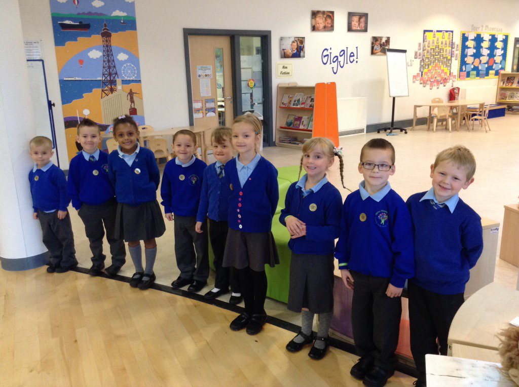 Layton_Primary's tweet photo. FS/KS1 Learners of the Half Term - well done for demonstrating the 5R's so consistently #growinggreatmindstogether https://t.co/RUXKEXD9Ap