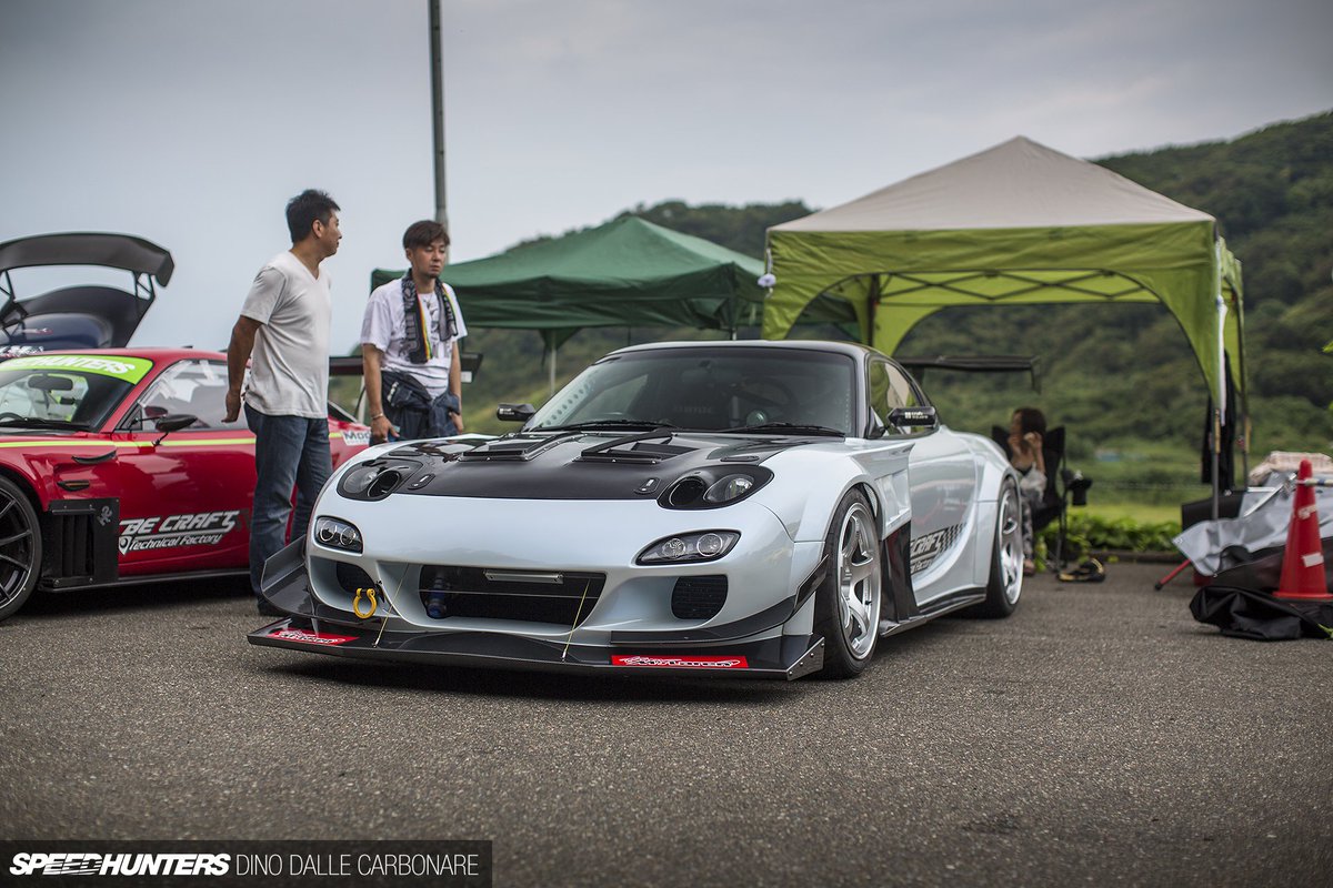 Speedhunters's tweet photo. An FD3S with the perfect mix of speed, sound and style... https://t.co/IOBzMmTXz5 #SpeedhuntingThrowback https://t.co/teb4vHiTPg