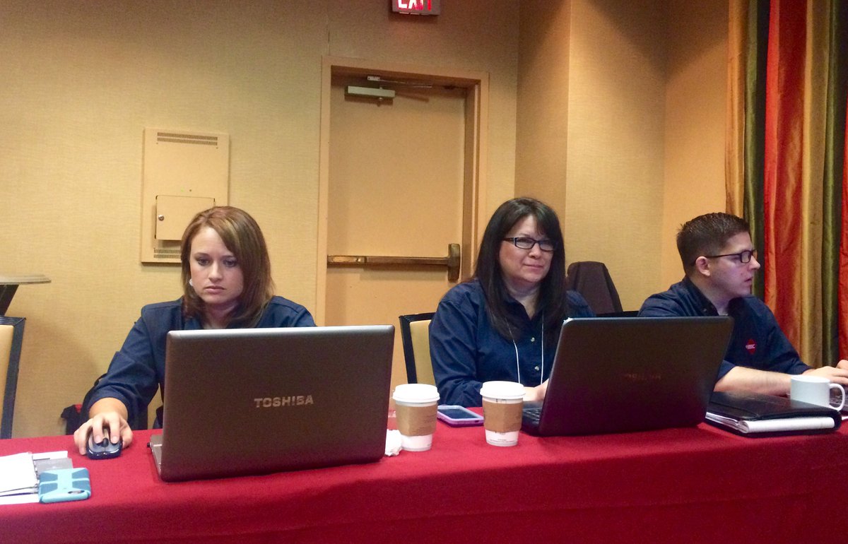 RISC_Inc's tweet photo. Getting ready for their sessions! @RISCVTAMarc @TrinaRisc @Becky_RiscInc #VTALive https://t.co/7LCmxuy0Vk