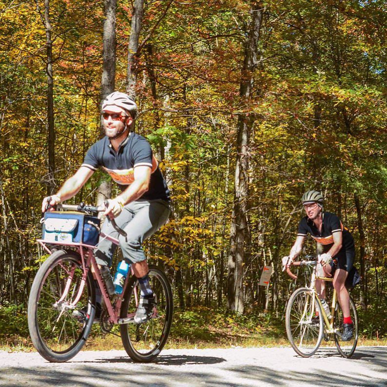 yikes_bikes's tweet image. A nice find in the @bicycletimes #adventurefest gallery! #btaf #commoncycle #rosathepinkel… ift.tt/1RsfuFY