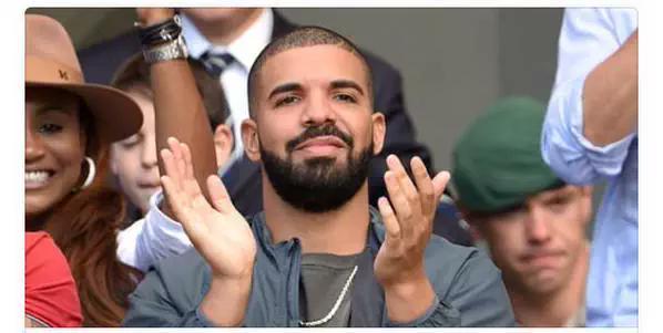 Bongz578's tweet photo. #FeesFell https://t.co/HB1SCjMUo3