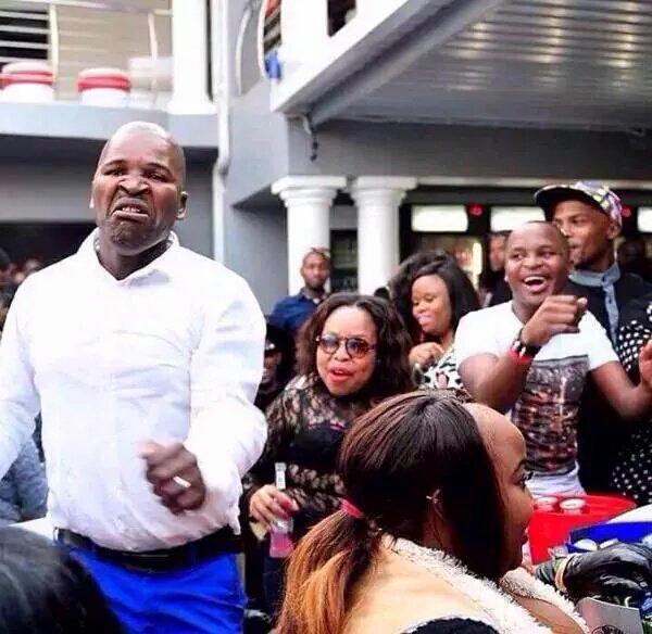 Bongz578's tweet photo. #FeesFell https://t.co/HB1SCjMUo3