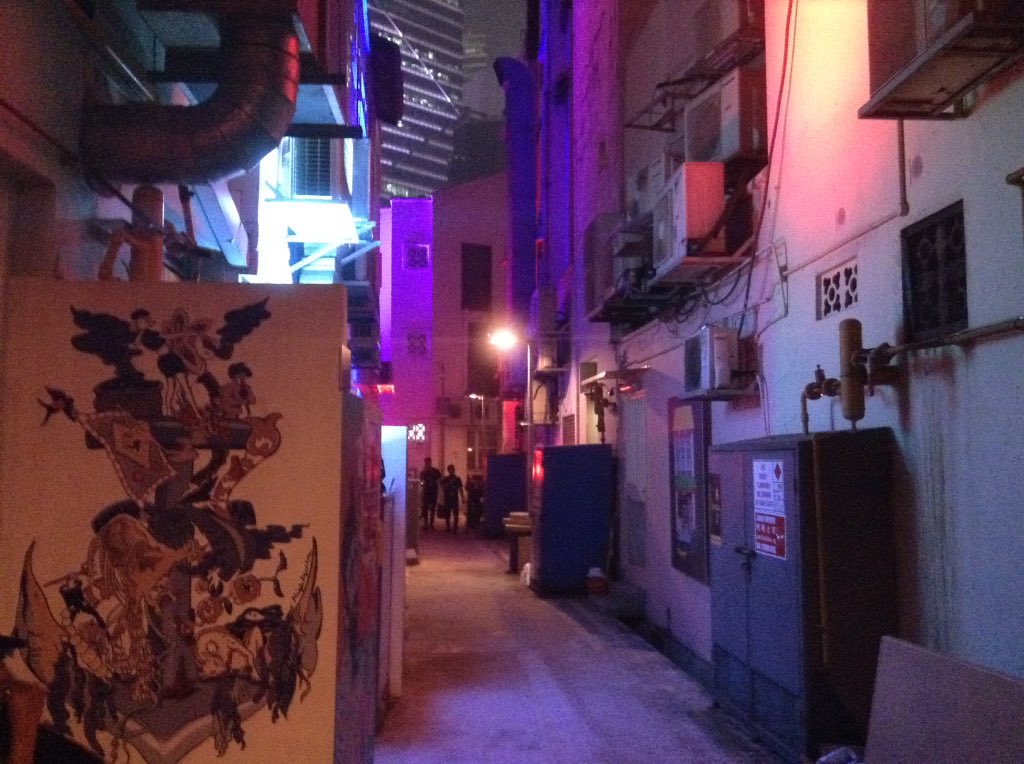 dinastik's tweet photo. #SGRiverFestival2015 Urban Artery by @kult3d and @SGRiverOne. https://t.co/uwA0fMpsLo