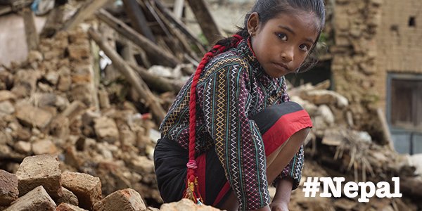 ActionAidItalia's tweet image. #Nepal: alle porte dell’inverno migliaia di persone vivono ancora in strutture provvisorie. actionaid.it/informati/noti…