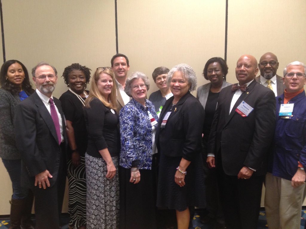 sclanews's tweet photo. From this morning's Past Presidents' Meeting #SCLA2015 #SCLA100 https://t.co/At3Mgk9NRK