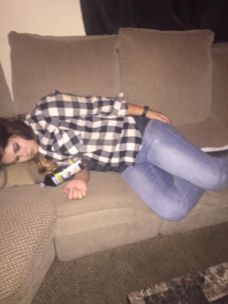 FHSUPassouts's tweet photo. Looks like pee on her arm https://t.co/AdVf7qHYby