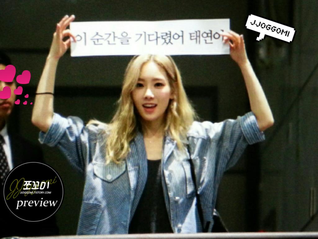 [PIC][17-09-2015]TaeYeon tổ chức Solo Concert "A Very Special Day" trong chuối Series Concert - "THE AGIT" của SM Entertainment tại SM COEX CSAkr-jUAAAZ49r