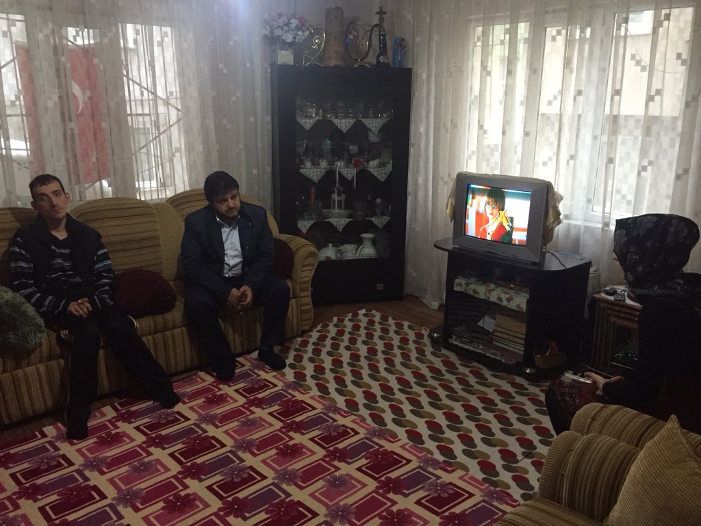 aykut_bulut's tweet photo. #BelediyemBenimle proje yöneticisi Bşk.Yard. Hasan H. ERDÖNMEZ Hüdavendigar mhsinde ev ziyaretinde.@mustafadundar65 https://t.co/Vt1xTF1ihJ
