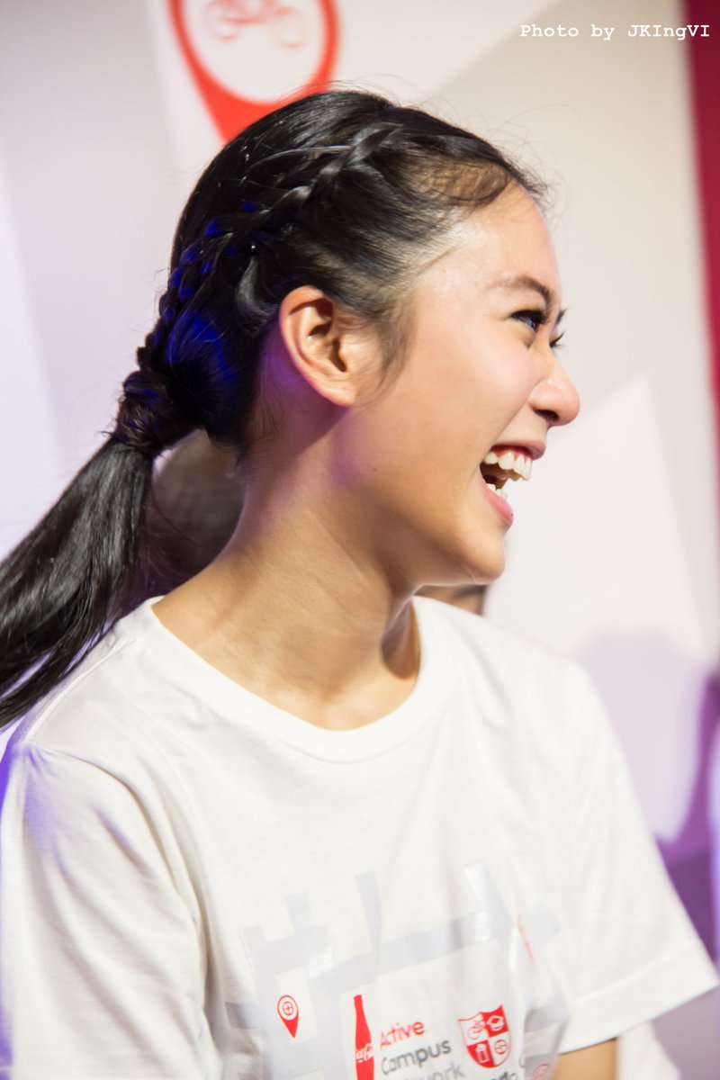 kemisaraclub's tweet photo. #kemisarabelle @kemisarabelle รวมภาพงาน #ActiveCampusNetwork ค่า ตามมาดูต่อได้เลย~ https://t.co/UeyaQvneAa https://t.co/cjVSpsQCr7