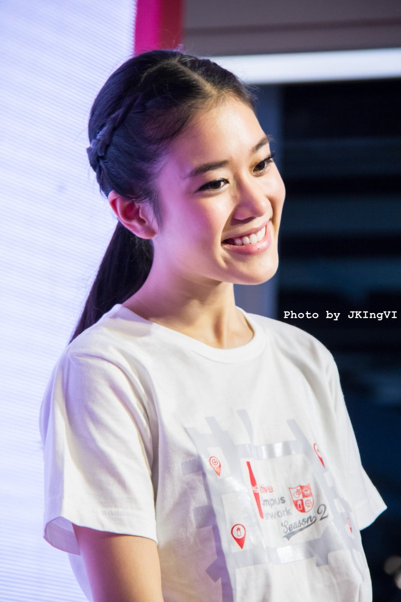 kemisaraclub's tweet photo. #kemisarabelle @kemisarabelle รวมภาพงาน #ActiveCampusNetwork ค่า ตามมาดูต่อได้เลย~ https://t.co/UeyaQvneAa https://t.co/cjVSpsQCr7