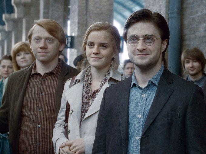 J.K. Rowling confirma Harry Potter 8 shar.es/1u8zgu vía <a href="/elperiodicoqroo/">El Periódico</a>