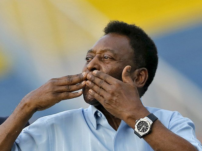 ‘O Rei’ está de fiesta, felices 75 Pelé shar.es/1u8i6G vía <a href="/elperiodicoqroo/">El Periódico</a>