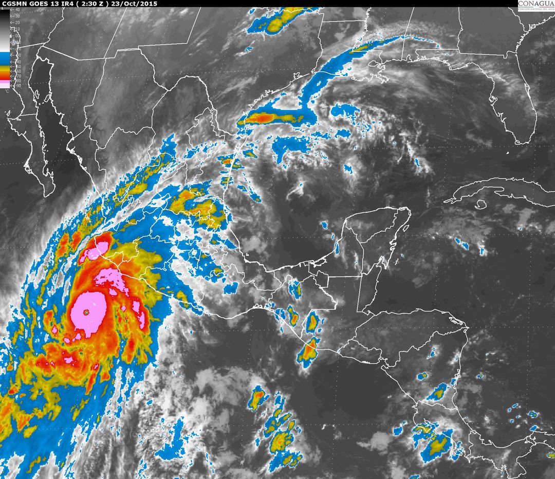 SEP_mx's tweet photo. #Patricia es #Huracán categoría 5.- Comparte estas 10 recomendaciones claves de #CENAPRED: https://t.co/lRL9s18qBI https://t.co/GDEssitQKl