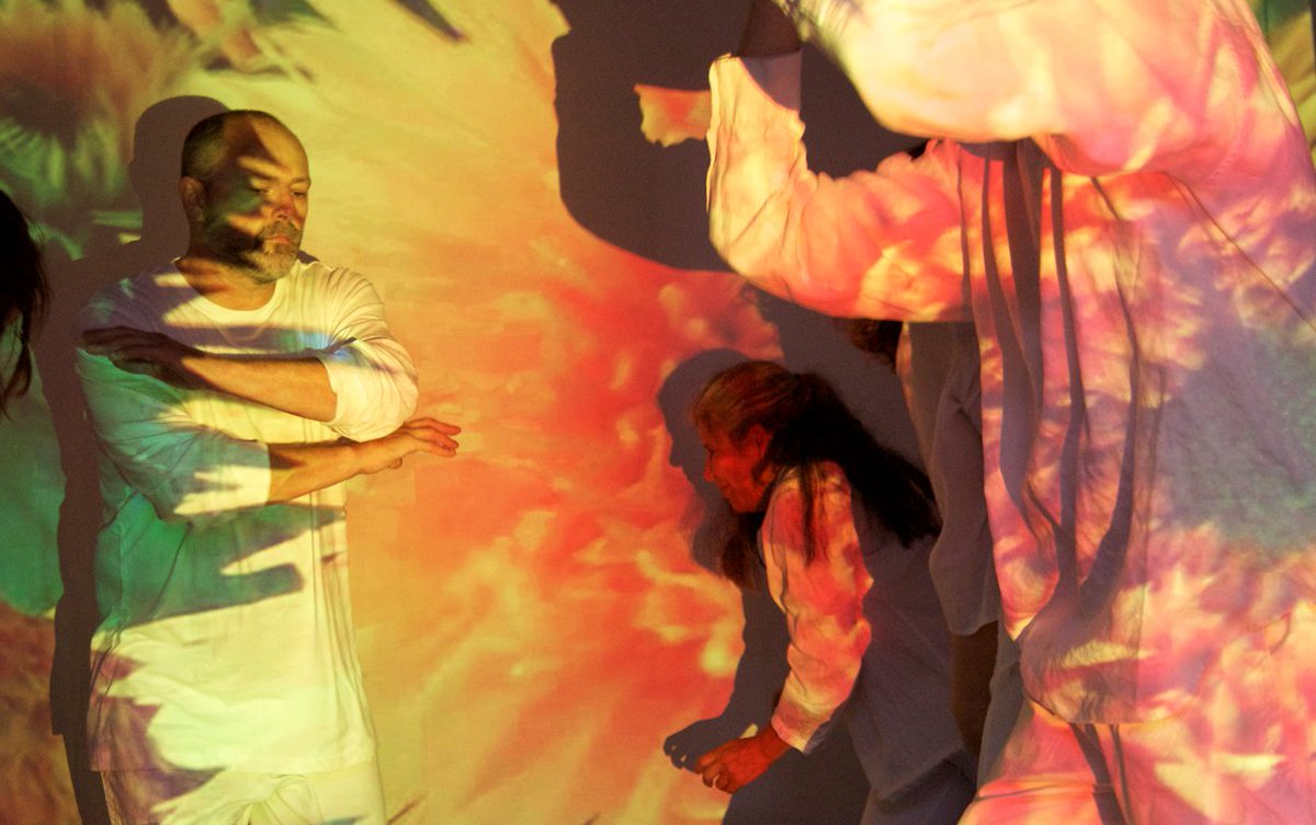 IlluminateYork's tweet photo. Some lovely images of @kiosk_projects Dancing in Light! 30th Oct 6–7:30pm it's set to be a joyful experience!#IY2015 https://t.co/Da9YCGLJOa