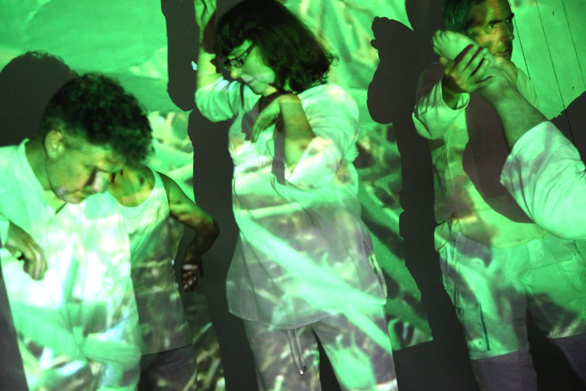 IlluminateYork's tweet photo. Some lovely images of @kiosk_projects Dancing in Light! 30th Oct 6–7:30pm it's set to be a joyful experience!#IY2015 https://t.co/Da9YCGLJOa