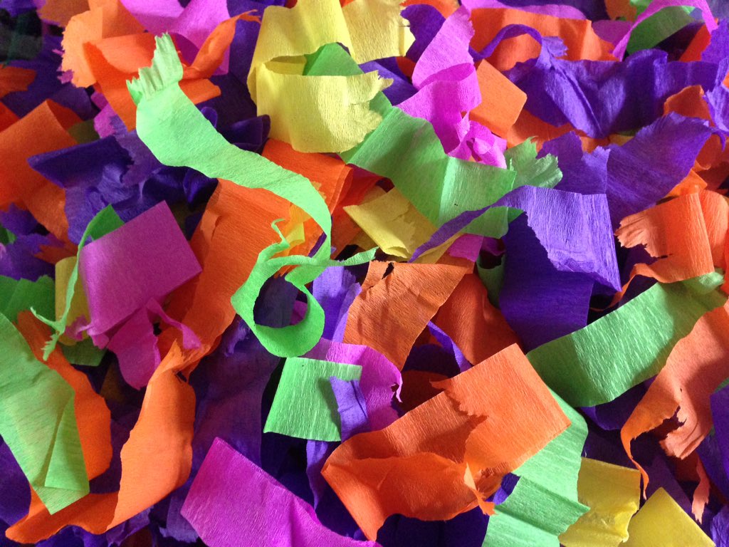 CraftyDoodleDo's tweet photo. Getting ready for our colourful #Halloween #parties #Cardiff fun not freaky! https://t.co/2CHk2cIbOZ