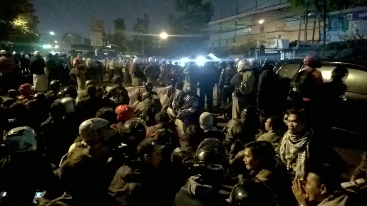 Kami seluruh umat Muslim resah dan menolak keberadaan Syiah di tempat kami <a href="/aheryawan/">Ahmad Heryawan</a> <a href="/ridwankamil/">Ridwan Kamil</a>