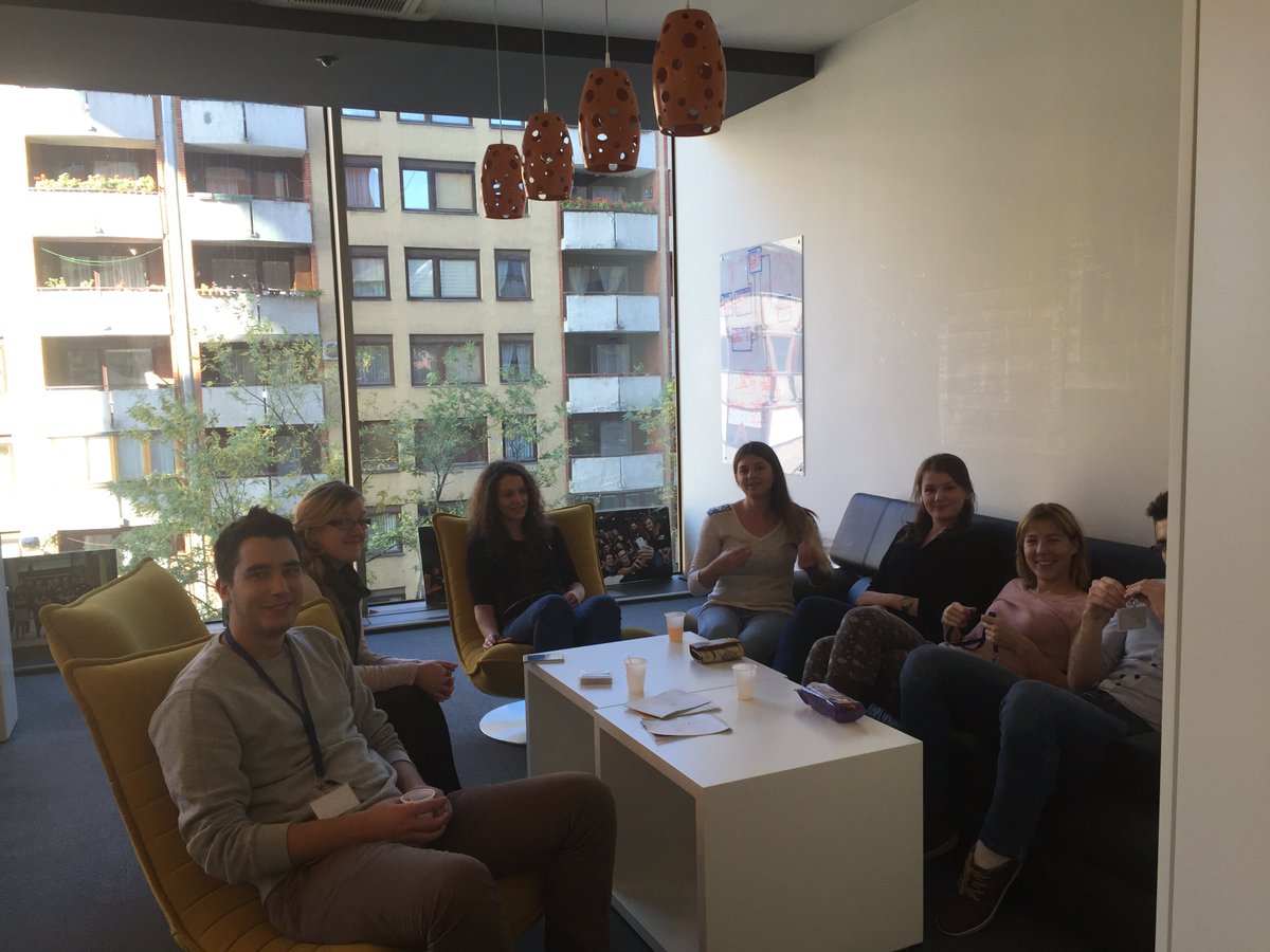 APIknowsIT's tweet image. Chilling out as they wait for the sprint demo at API Lab...:)
#APIknowsIT #APILab #internship #stressfree