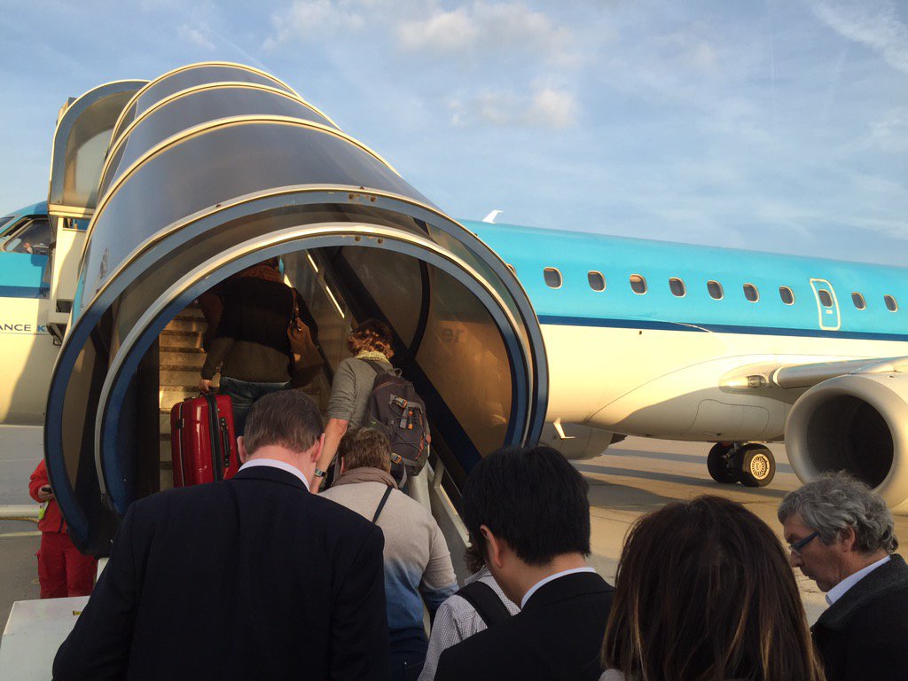 rinsetamsma's tweet image. Finally going home after Strategic partner summit, #SAPConnect2015 &amp;amp; #SAPSMESUMMIT... Bam, Bam, Bam