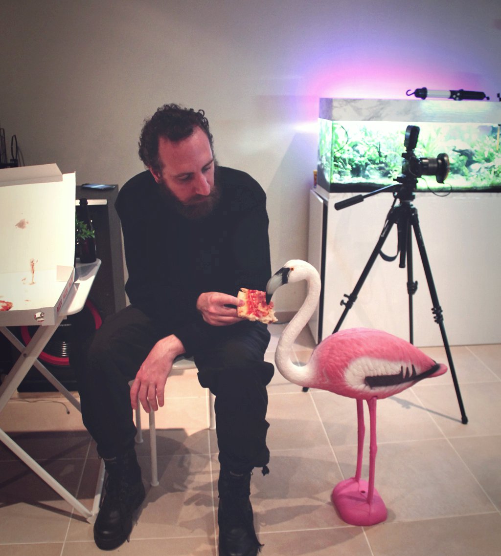 zerebelle's tweet photo. shoot night 1 of my short film - feeding the cast 😁 #mcdusaar @mcdusaar https://t.co/m7iEqVMUbf https://t.co/aMIaAE1m38