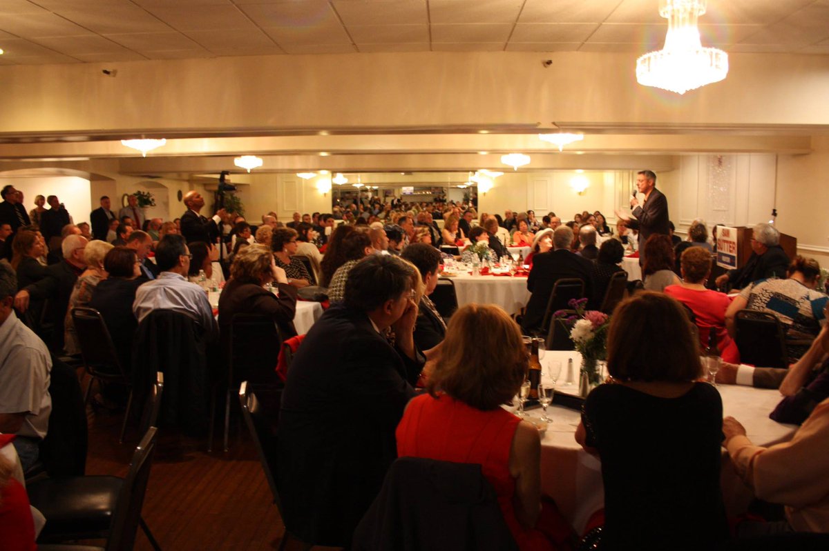 MayorSamSutter's tweet image. Great night at McGovern's! Thanks friends, residents for coming out to support my re-election campaign #FallRiver