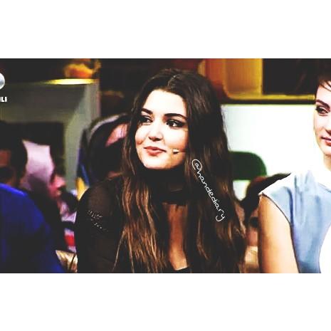 bosvermuratim's tweet photo. Yine mi güzel yine mi çiçek.🌸 #BeyazShow https://t.co/x2nv6z6qBu