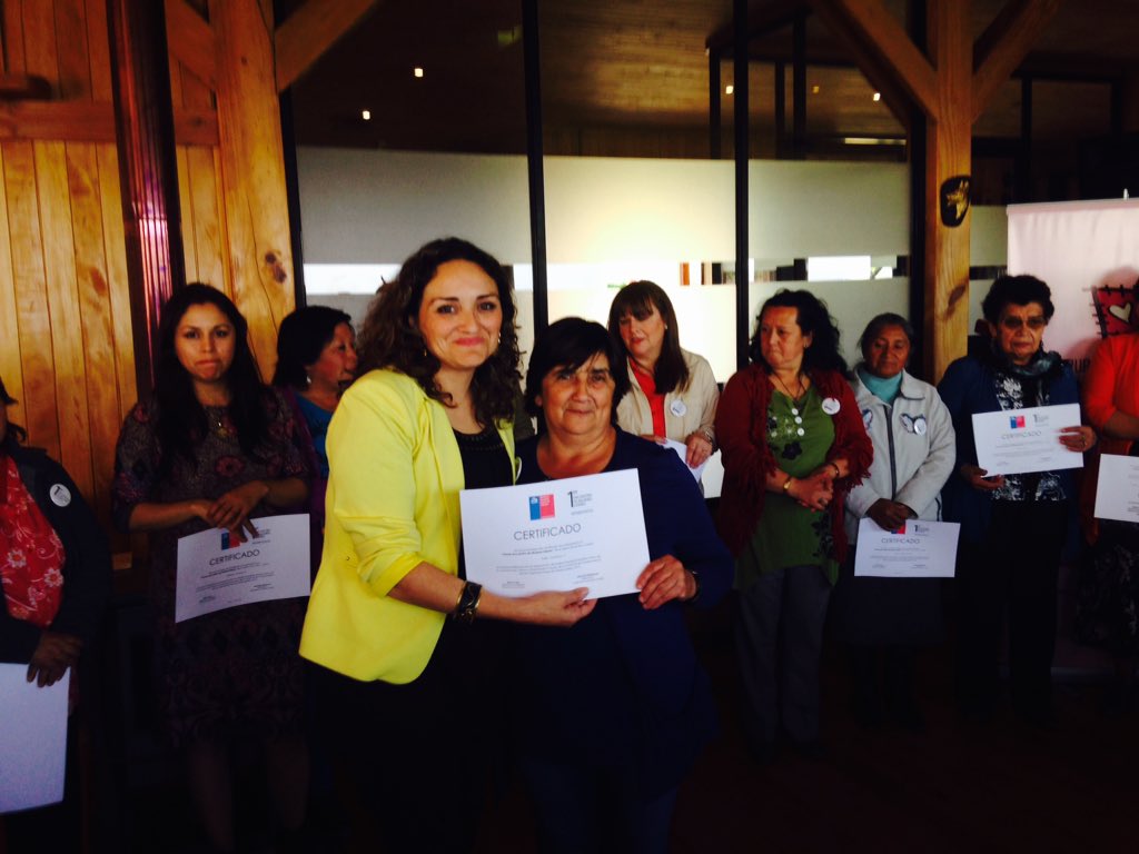vocerialosrios's tweet photo. Mujeres de la #Unioncl también participaron en encuentro de liderazgo femenino en #Futrono #elranco #FFOIP https://t.co/v7dOKfrXuR