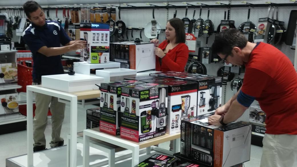 TPS Matt and his deputies making sure our merch is protected! #D341 #T2342 #apRULES!