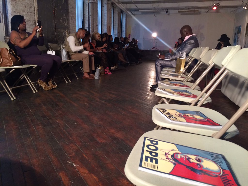 djakomplish's tweet photo. Last weekend at #philadelphiasmallbusinessfashionweek #fashionweek #dj #akomplish #beforetheshow #vip #early #philly https://t.co/YuseaHg85Z