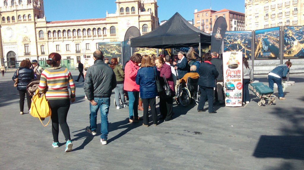 EscuelaGranier's tweet photo. @#granierBus de @EscuelaGranier , como el Pisuerga, ha pasado hoy por Valladolid, ha sido un día genial! Gracias! https://t.co/wHtFqno5v4