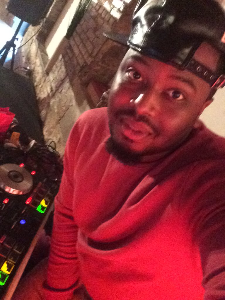 djakomplish's tweet photo. Last weekend at #philadelphiasmallbusinessfashionweek #fashionweek #dj #akomplish #philly #supportdjs #supportlocals https://t.co/iUAvejFboi