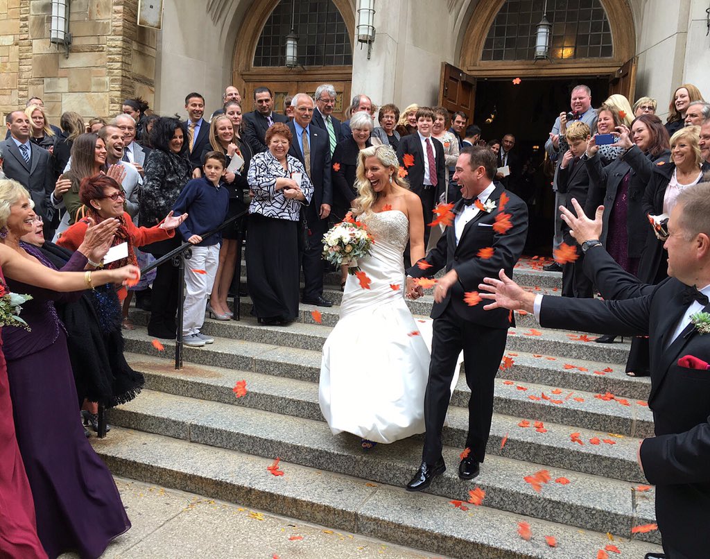MarieGabrielBridal tweet media
