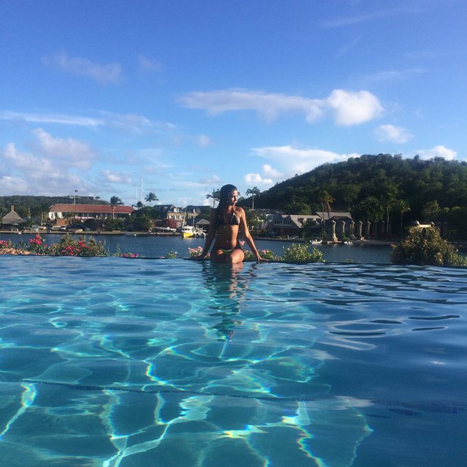 Loving being home in #antigua but back with you guys @S66TV 1st November 😘 https://t.co/SYAGmcc5mk<a href="/tag/antigua"class="tags">#antigua</a>