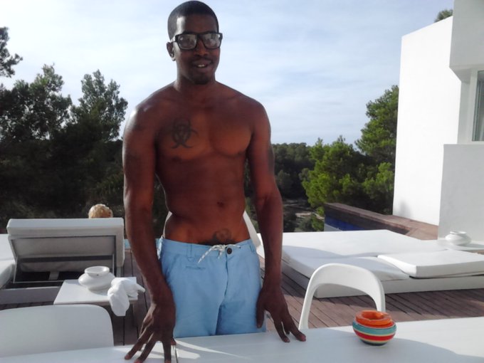 Sexy american boy @IsiahMaxwell on #Ibiza. https://t.co/zTw6RrlUrS<a class="tags" href="/tag/isiahmaxwell">@isiahmaxwell</a><a href="/tag/ibiza"class="tags">#Ibiza</a>