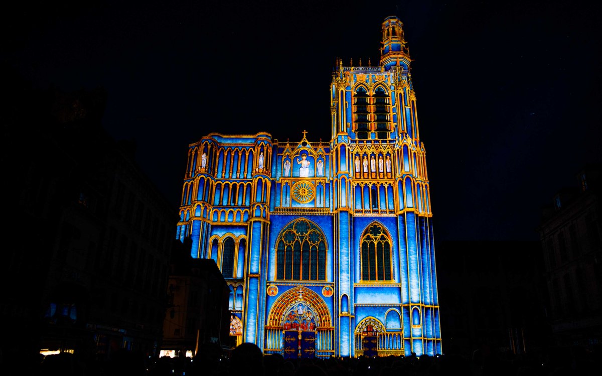 RemGoDrone's tweet photo. Cathedral Sens https://t.co/ekfT15ITog