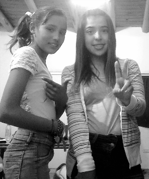 DeboRomero3's tweet photo. yo aka con mi amigaa https://t.co/5VUtMEHkI0