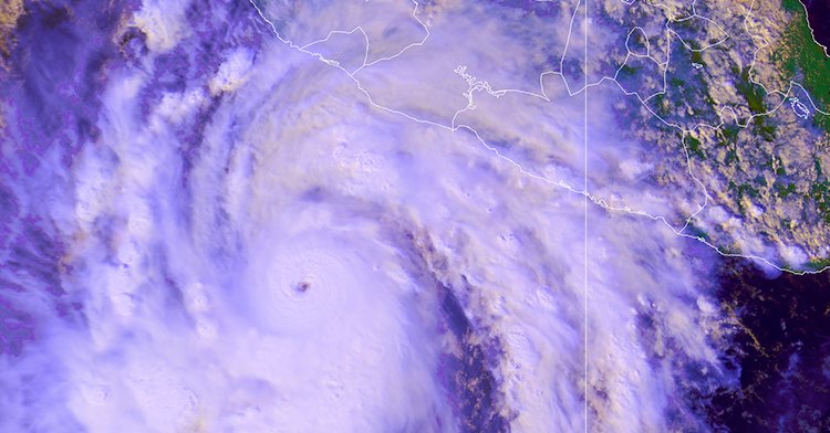 Ocho puntos a saber sobre los huracanes - CSB9ChIUwAEhttU