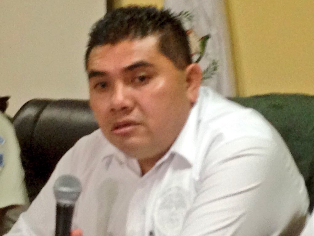 Alpaca_Maniaca's tweet photo. Mi cara cuando veo el almuerzo de mis amigos y recuerdo que estoy haciendo "dieta" https://t.co/Ns9ztvcVom