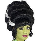 Tabby_40's tweet photo. @candledelightSP #HALLOWEENPARTY the ultimate #1boxstop 4 ur scary party needs https://t.co/dHPw3IPdgp #spookilygood https://t.co/rlvmkb4KPJ