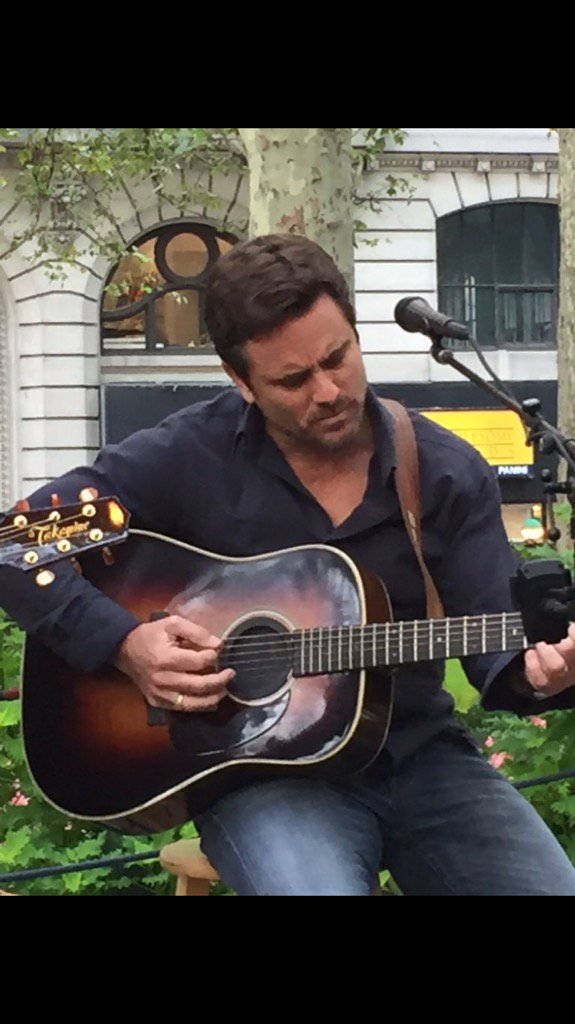 SBokenkamp's tweet photo. Happy #freakinDeaconfriday love him endlessly @CharlesEsten https://t.co/Pvn9fAcgRi