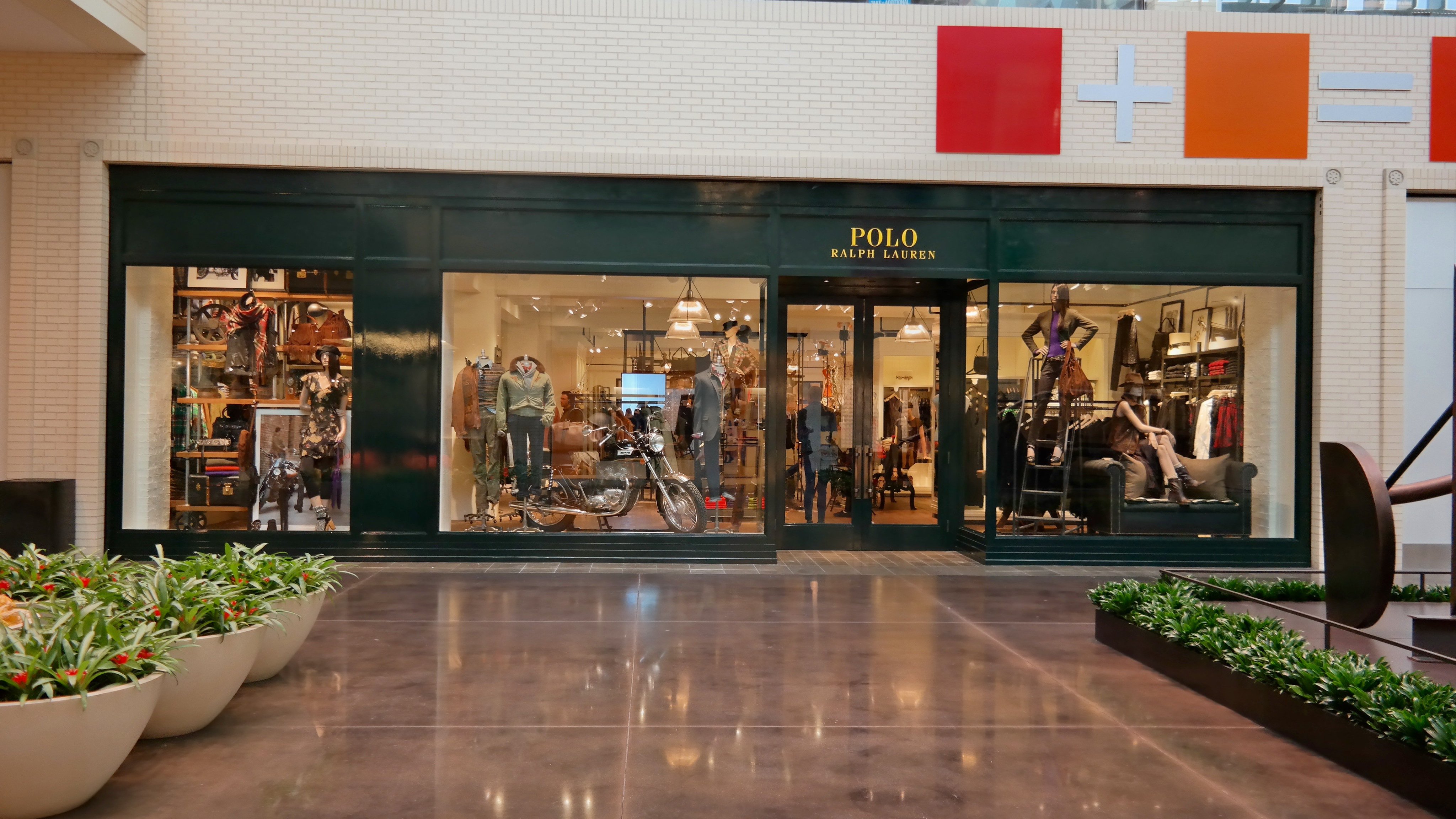 Ralph Lauren terá loja própria no Brasil em 2015