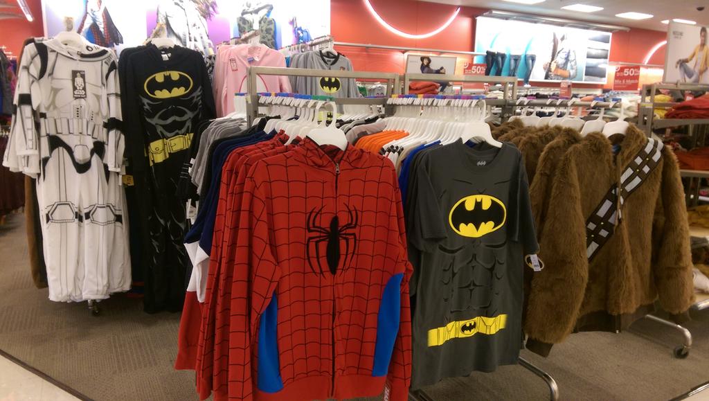 Gretchen7165's tweet photo. Ready-to Wear Halloween costumes.
#DrivingSales #FrontofStore @sdiana1021 @donovantgt https://t.co/P0WMJuwMK7