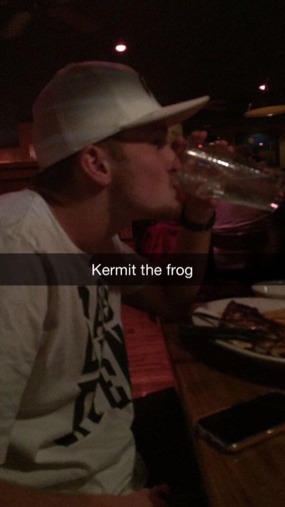 Morimoto34's tweet photo. Happy birthday to my brother @Jack_Bailey1 so many memories with this dude! The one and only Kermit 🐸☕️@MasonORosky https://t.co/Vi8XjCoQrP