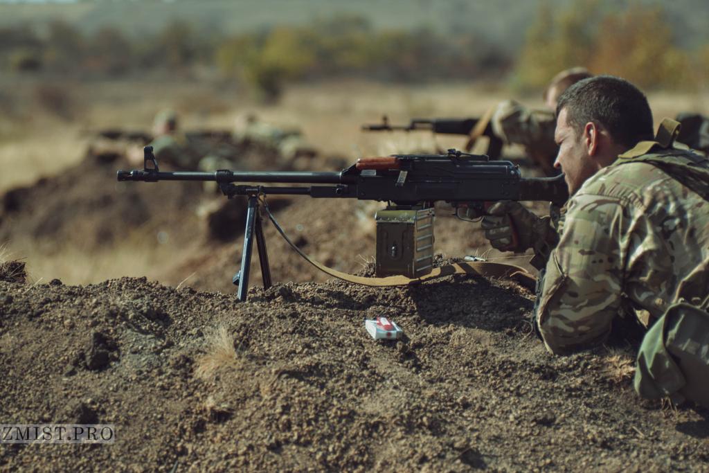 Zmist_pro's tweet photo. #shooter #soldiers #azov #Azov #polk_Azov #war #ukraine #ato #btr #азов #полк_Азов #війна #АТО #ато https://t.co/KHBAEDpkqt