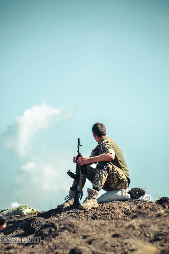 Zmist_pro's tweet photo. #shooter #soldiers #azov #Azov #polk_Azov #war #ukraine #ato #btr #азов #полк_Азов #війна #АТО #ато https://t.co/KHBAEDpkqt