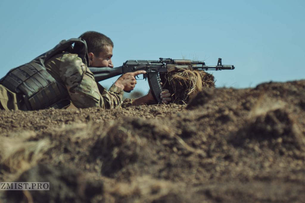 Zmist_pro's tweet photo. #shooter #soldiers #azov #Azov #polk_Azov #war #ukraine #ato #btr #азов #полк_Азов #війна #АТО #ато https://t.co/KHBAEDpkqt