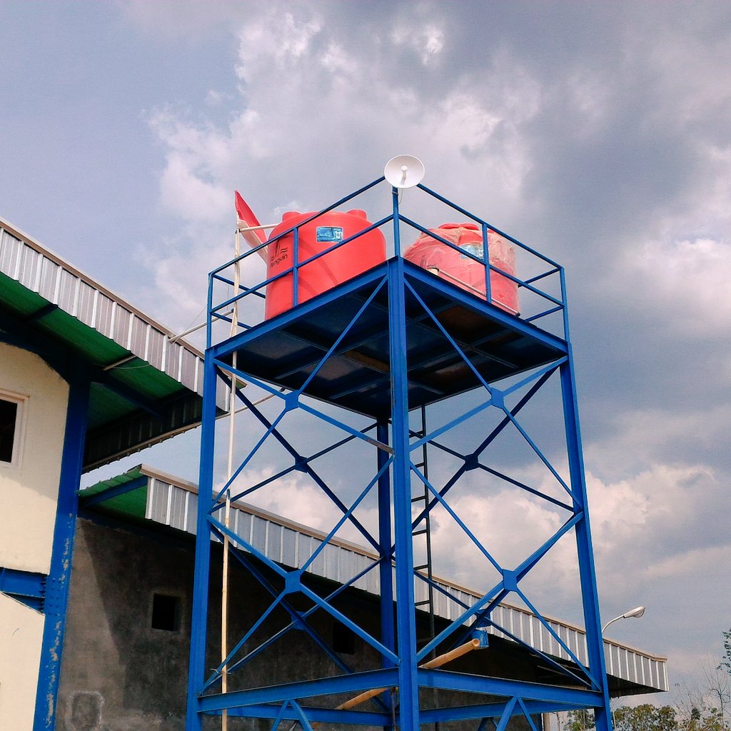 ketinggian sekitar 8 meter, throughput 180mbps... #internetwonogiri #wonogirinet #ispwonogiri #antarmedia